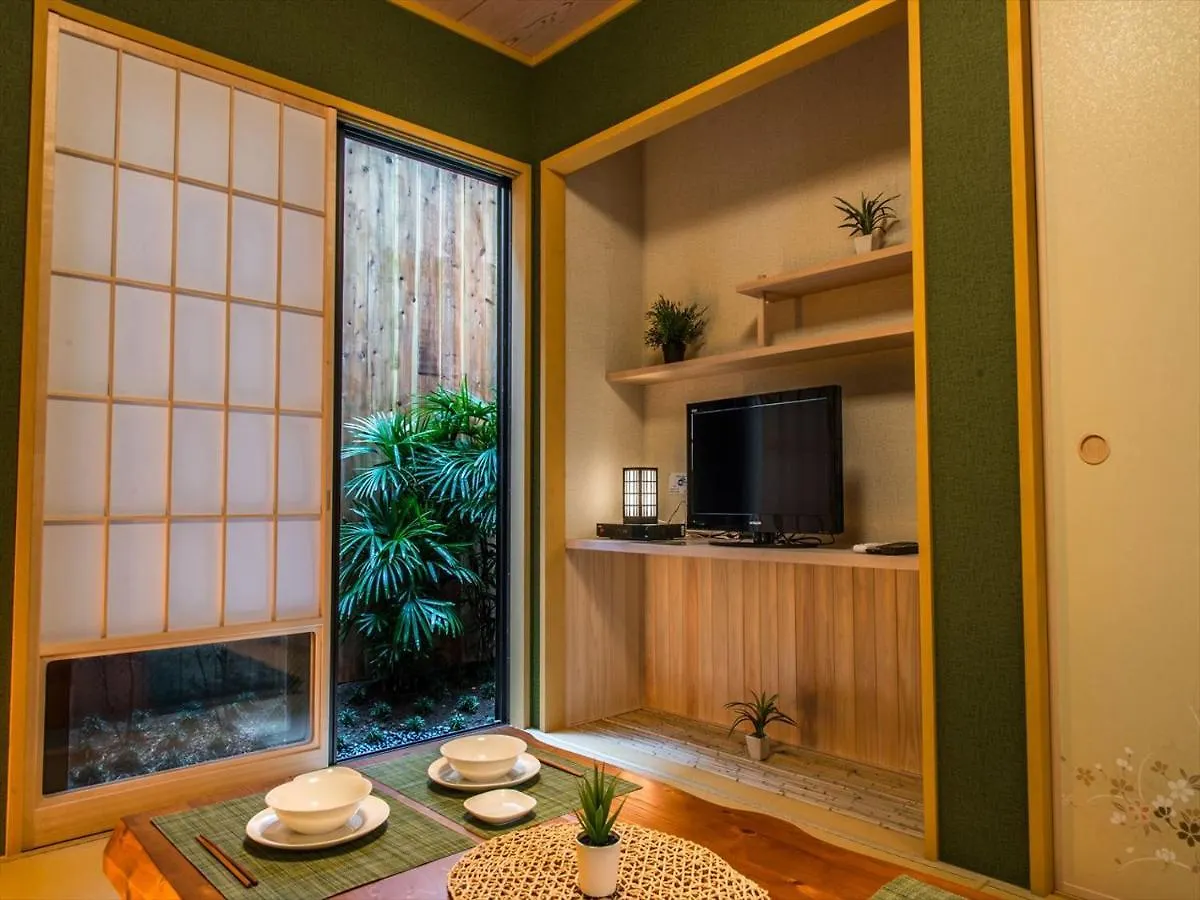 Yadoya Karasumain Villa Tokyo