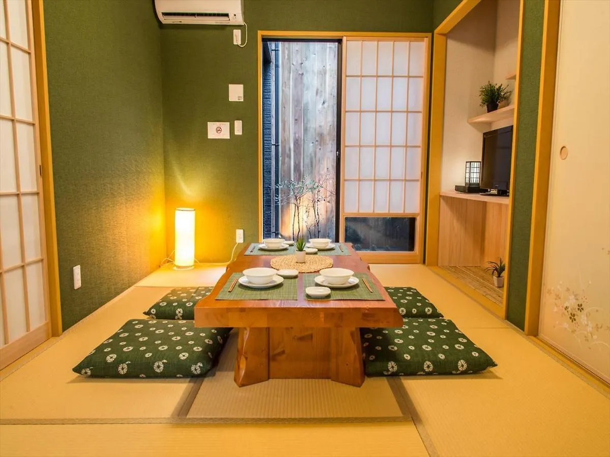 Yadoya Karasumain Villa Tokyo
